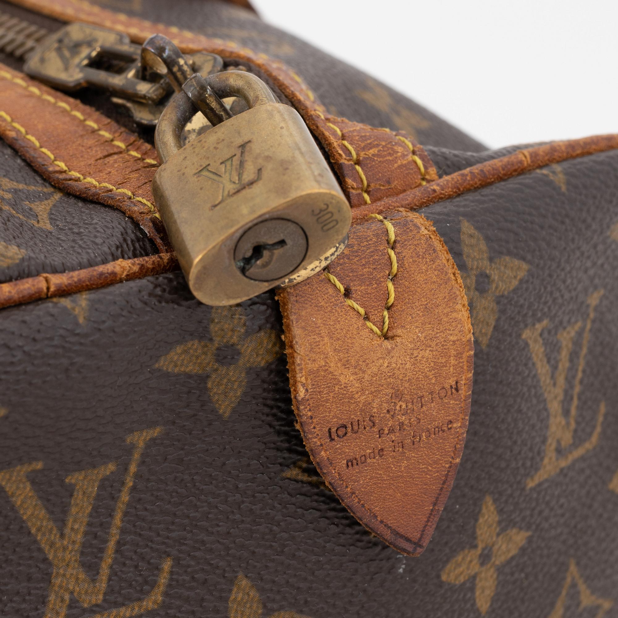 Louis Vuitton a monogram canvas Sac Souple 35 Bukowskis