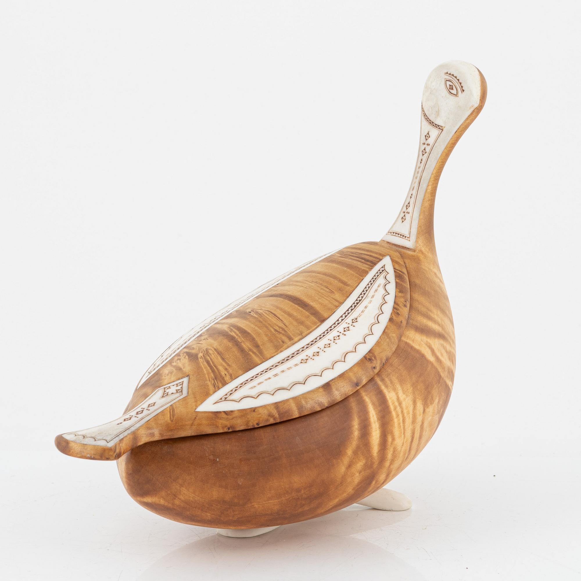 Lars Levi Sunna, a birch salt cellar, signed.