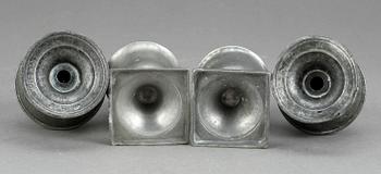 STRÖARE, tenn, två par, bl.a. 1800-tal.