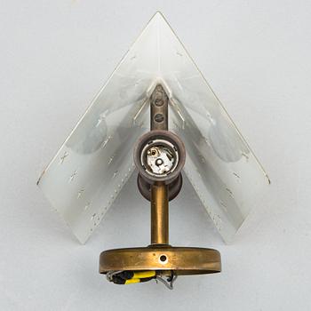 Paavo Tynell, vägglampa, modell 10330, Taito, 1900-talets mitt.