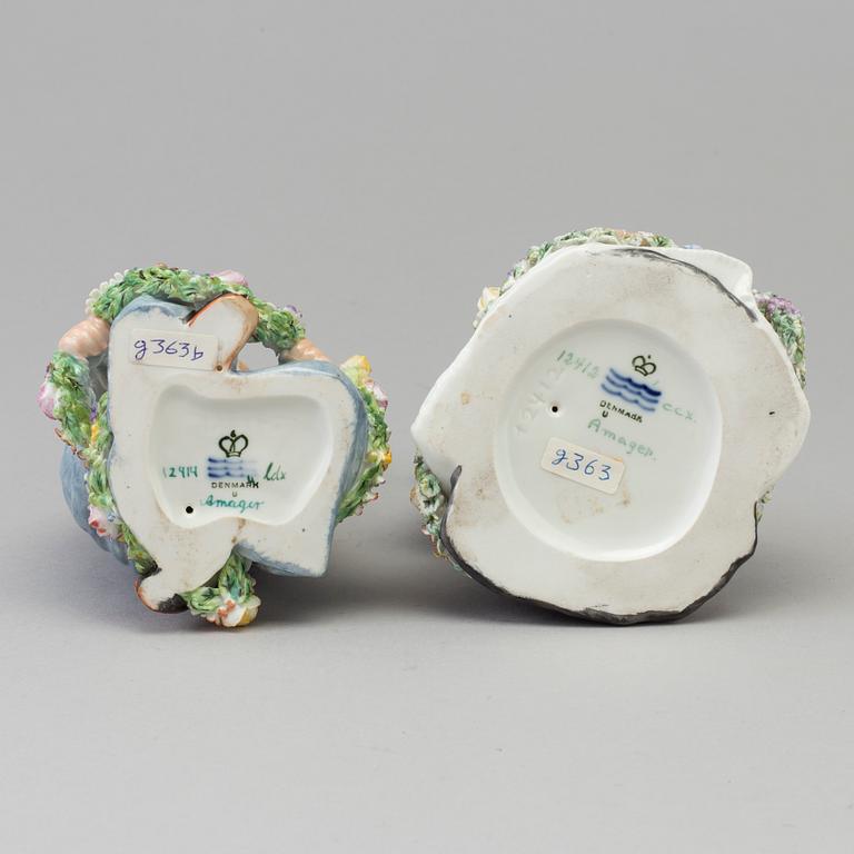 FIGURINER, två stycken, porslin. "Amager", Royal Copenhagen, Danmark, 1940-tal.