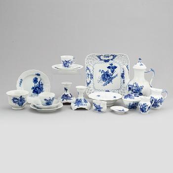 A 'Blå Blomst' part coffee and tea service, Royal Copenhagen, Denmark (74 pieces).