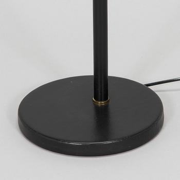 Alvar Aalto, lattiavalaisin, malli A808, Valaistustyö.