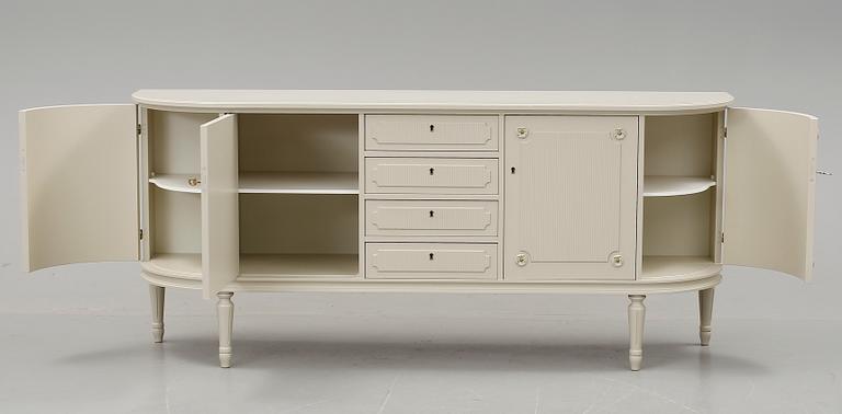 SIDEBOARD, gustaviansk stil, 1900-talets senare del.