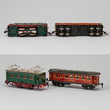 a set of 8 Märklin parts 1930's.