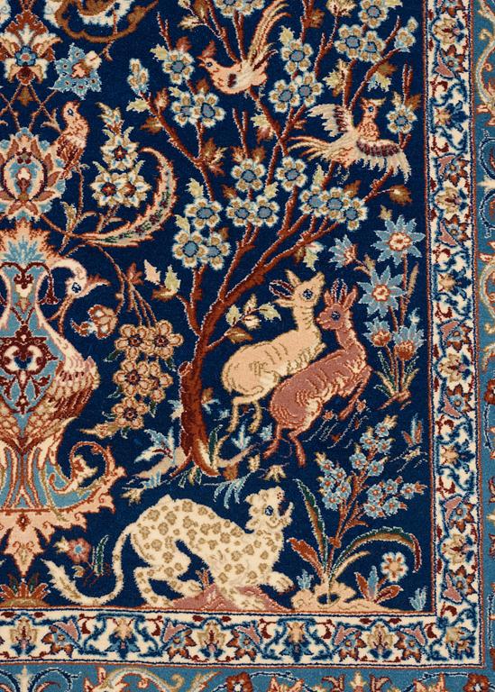 OLD ESFAHAN FIGURAL. 172 x 105 cm.