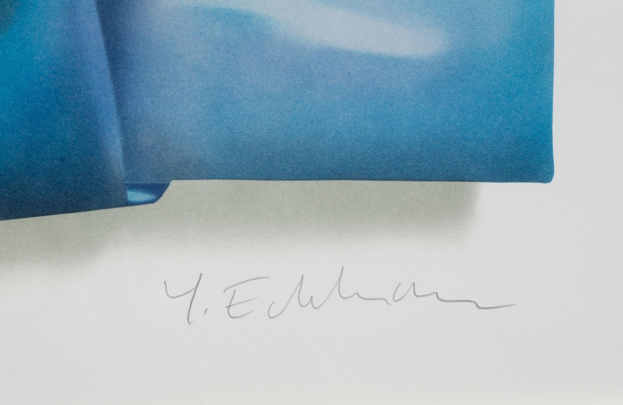 Yrjö Edelmann, "Packed blue and grey heaven".