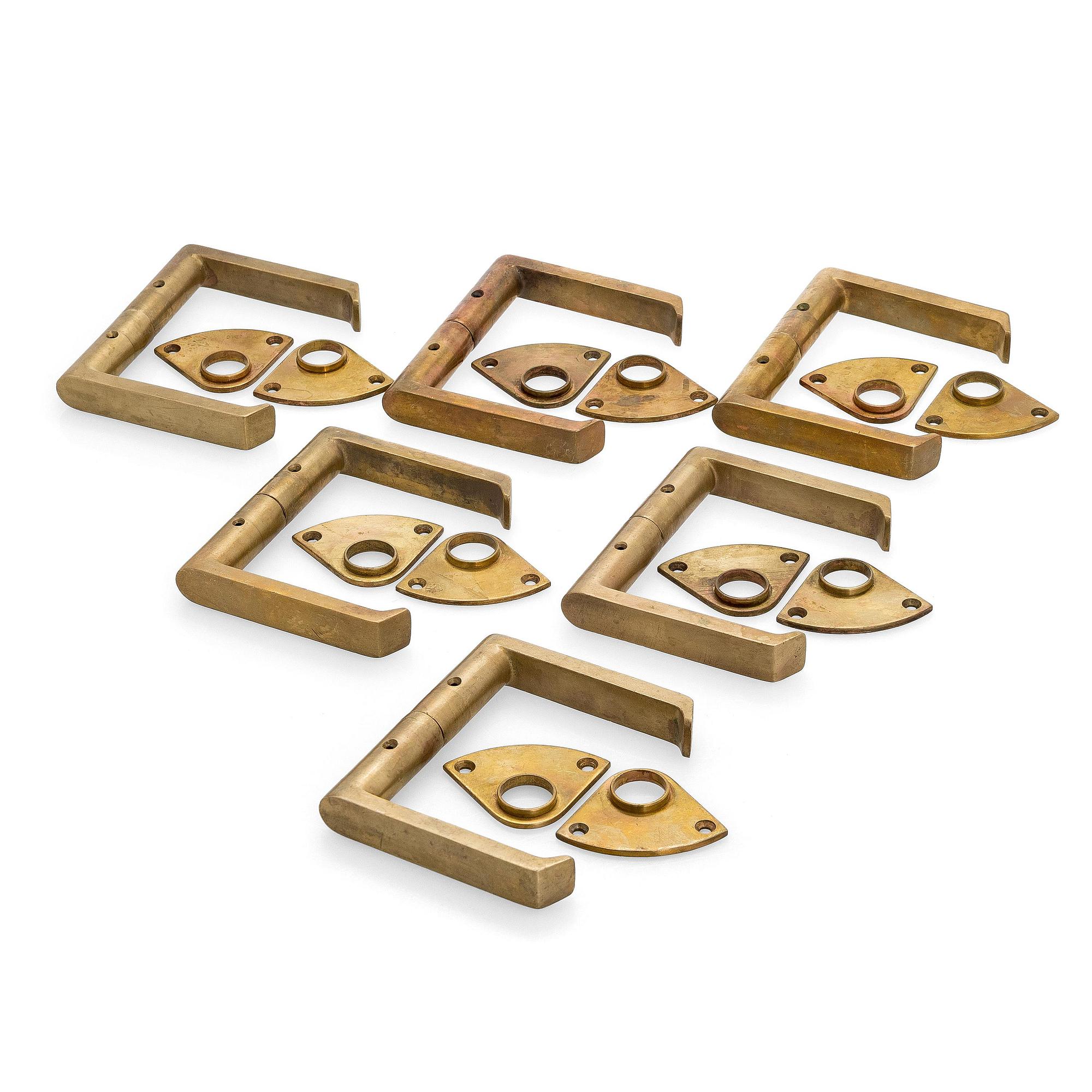 Dörrhandtag, 6 par, modell 75, tillverkare Mariefors Bruk. Modellen formgiven 1952.