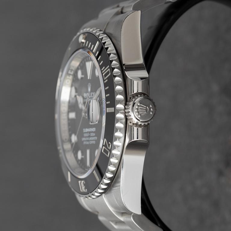 Rolex, Submariner, ca 2024.