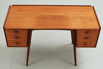 SKRIVBORD, "Pl. Uddebo", Svante Skogh, Aktiebolaget Möbelfabriken Balder, Vaggeryd, 1950-talets andra hälft.