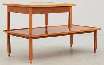 JOSEF FRANK, nattygsbord, Firma Svenskt Tenn, modell 1073.