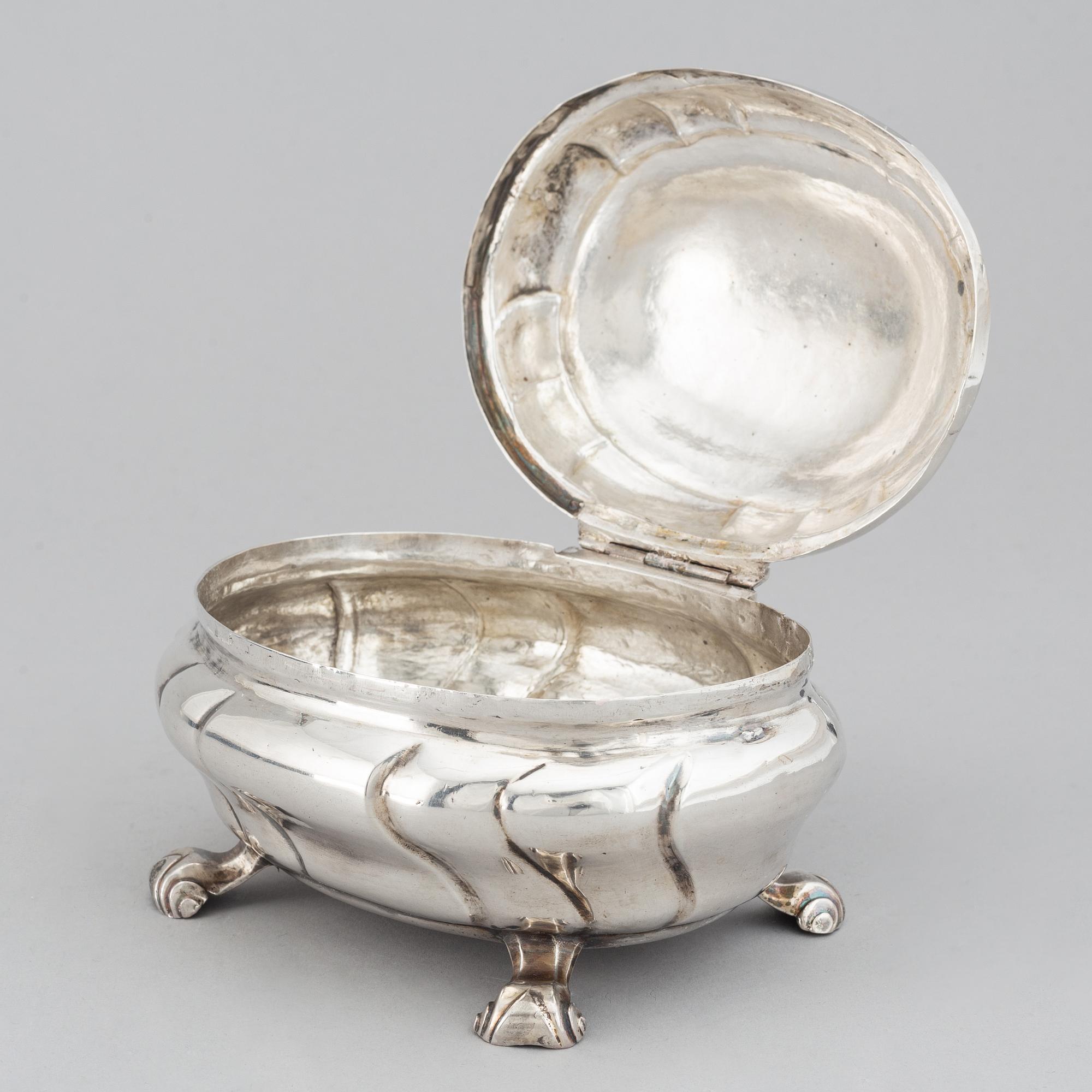 Andreas Cron, skrin, silver, Malmö 1755. Senbarock.
