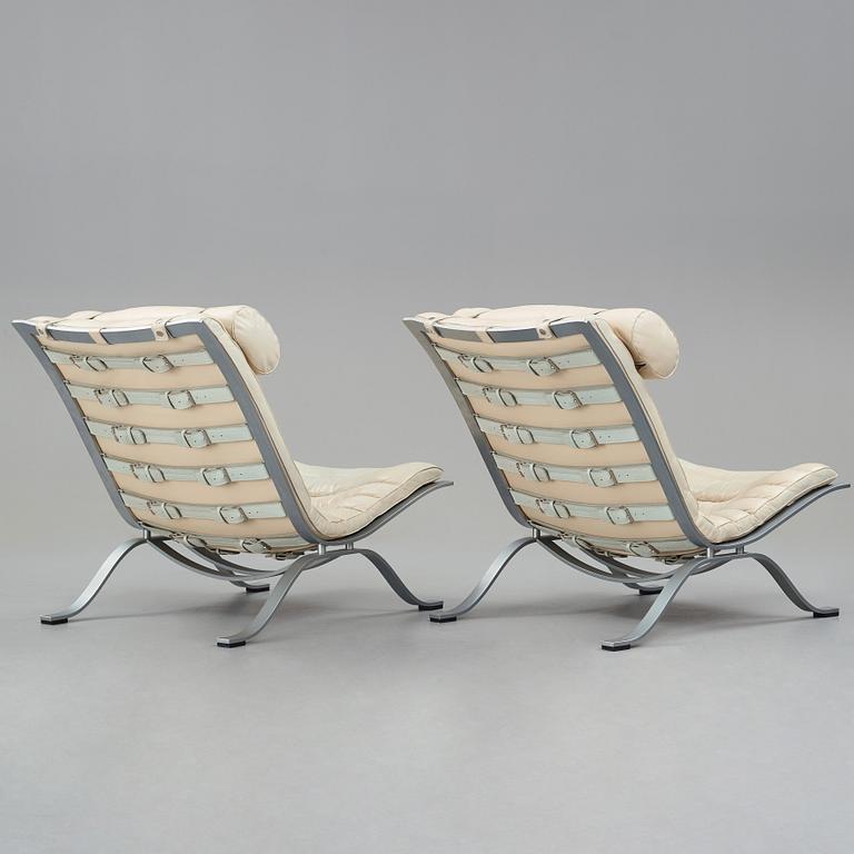 Arne Norell, "Ari", a pair of white leather easy chairs for Norell Möbel AB.