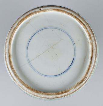 VAS, porslin, Kangxistil, Kina 1800-tal.
