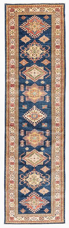 Rug, Kazak, 83 x 294 cm.