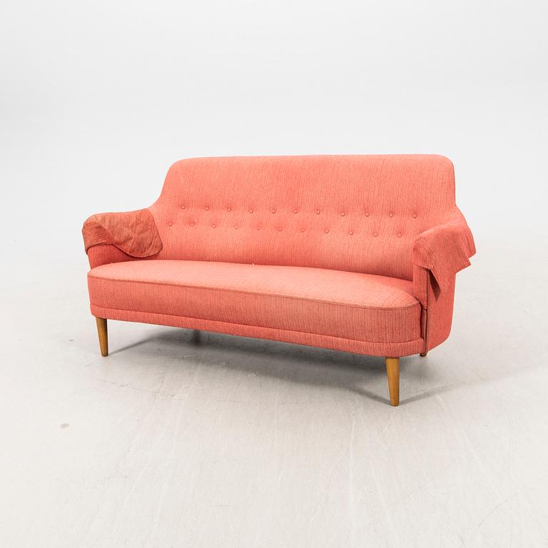 Carl Malmsten,  a Samsas sofa.
