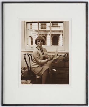 Cindy Sherman, "Untitled (Secretary)", 1977-1978.