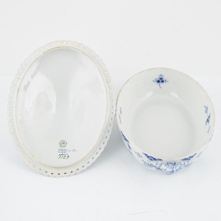 Royal Copenhagen, a 'Musselmalet' porcelain dinner service, Royal Copenhagen, Denmark.
