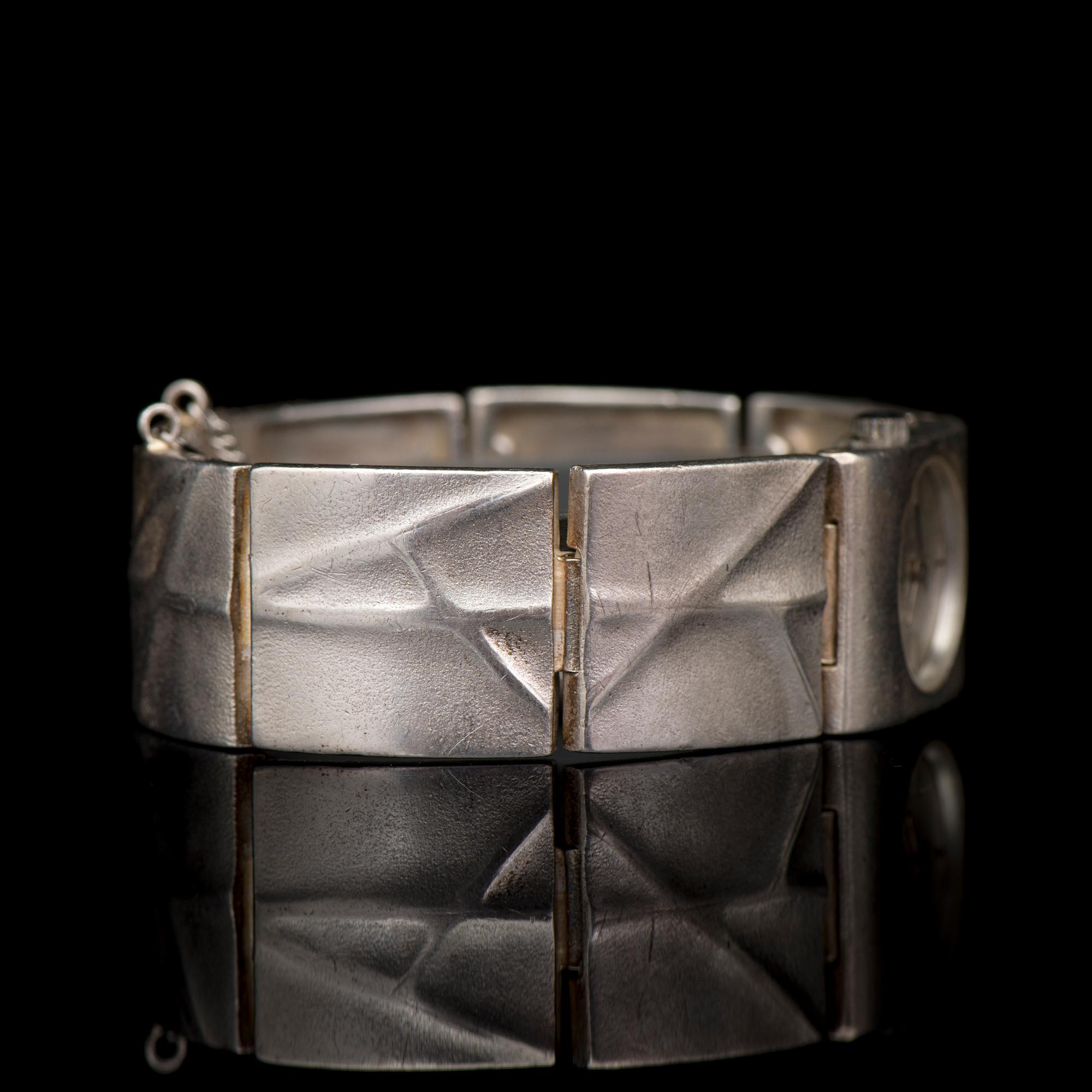 A BJÖRN WECKSTRÖM WRISTWATCH, "Istral", silver. Lapponia 1981.