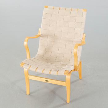 A pair of "Eva" chairs by Bruno Mathsson for Dux, second half of the 20th century.