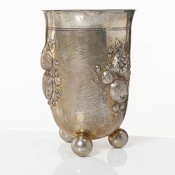 Bägare, silver, barockstil, CG Hallberg, Stockholm 1906.