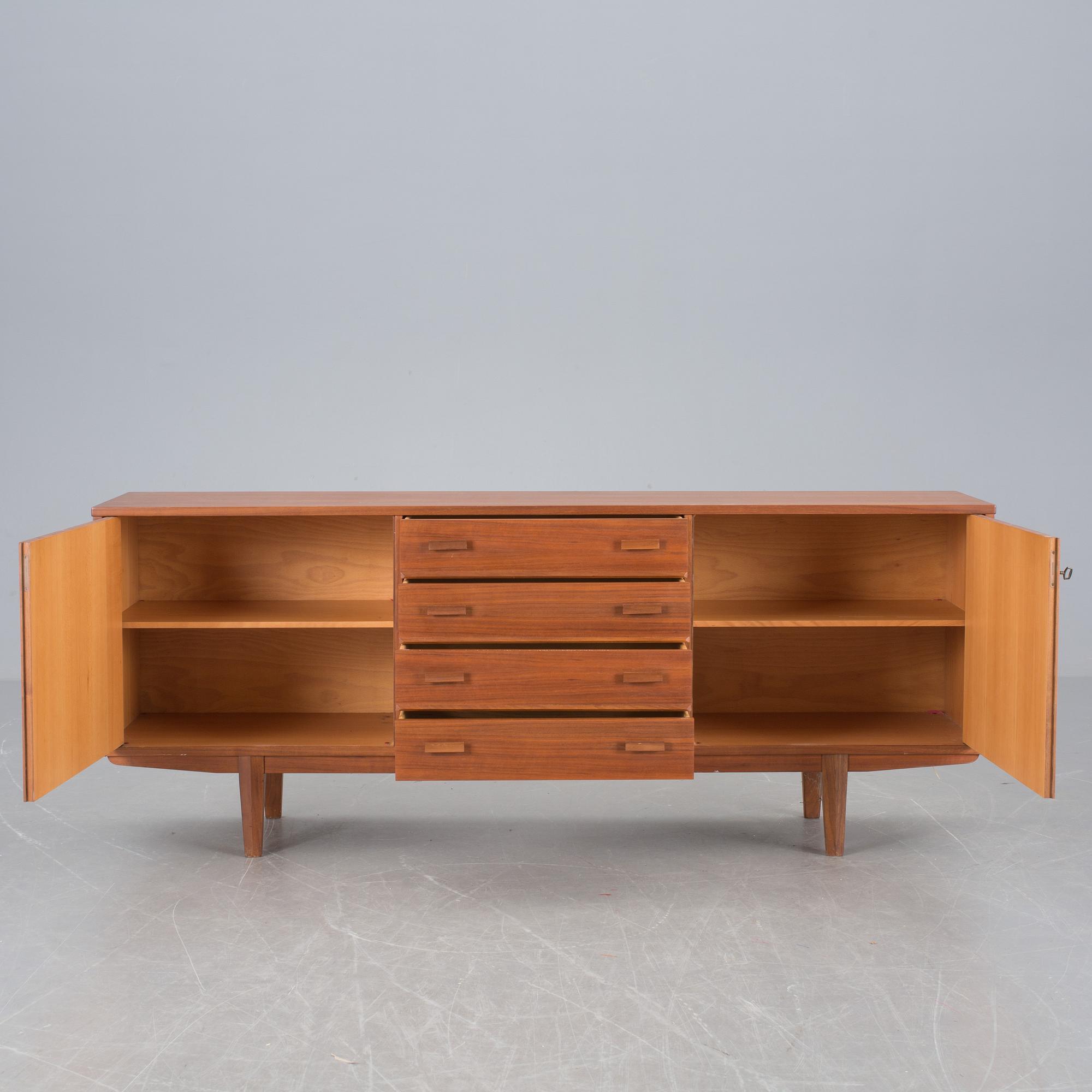 SIDEBOARD, Danmark, 1900-talets andra hälft.