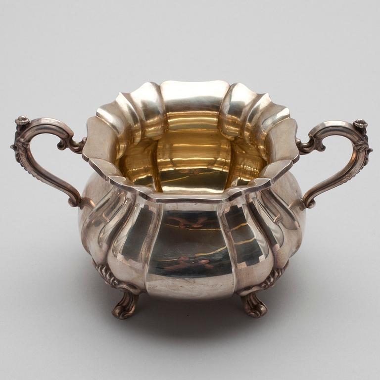 KAFFESERVIS, 3 delar, silver, Kultakeskus, Tavastehus 1942-1947. Tot. vikt ca 1317g.