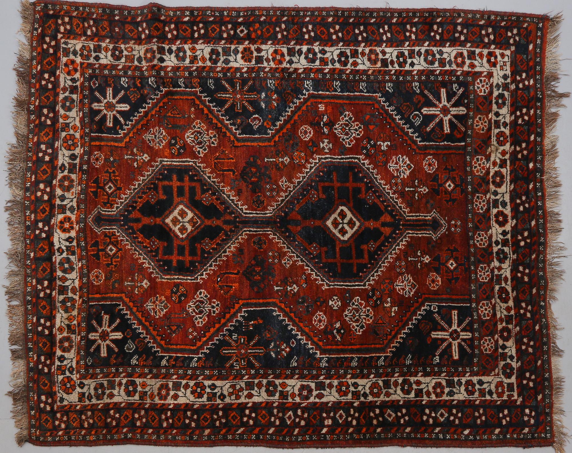 MATTA, Shiraz, old, ca 172 x 207 cm.