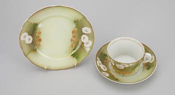 KOPP, FAT samt ASSIETT, porslin, Gardner 1918-1919. Ryssland.