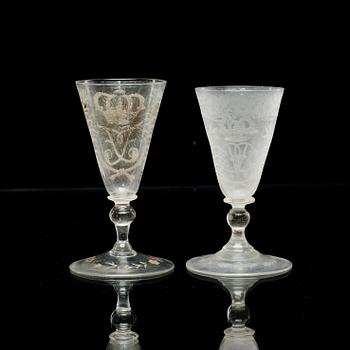 A set of two Swedish Armorial goblets, Kungsholms glassmanufactory, 18th Century.