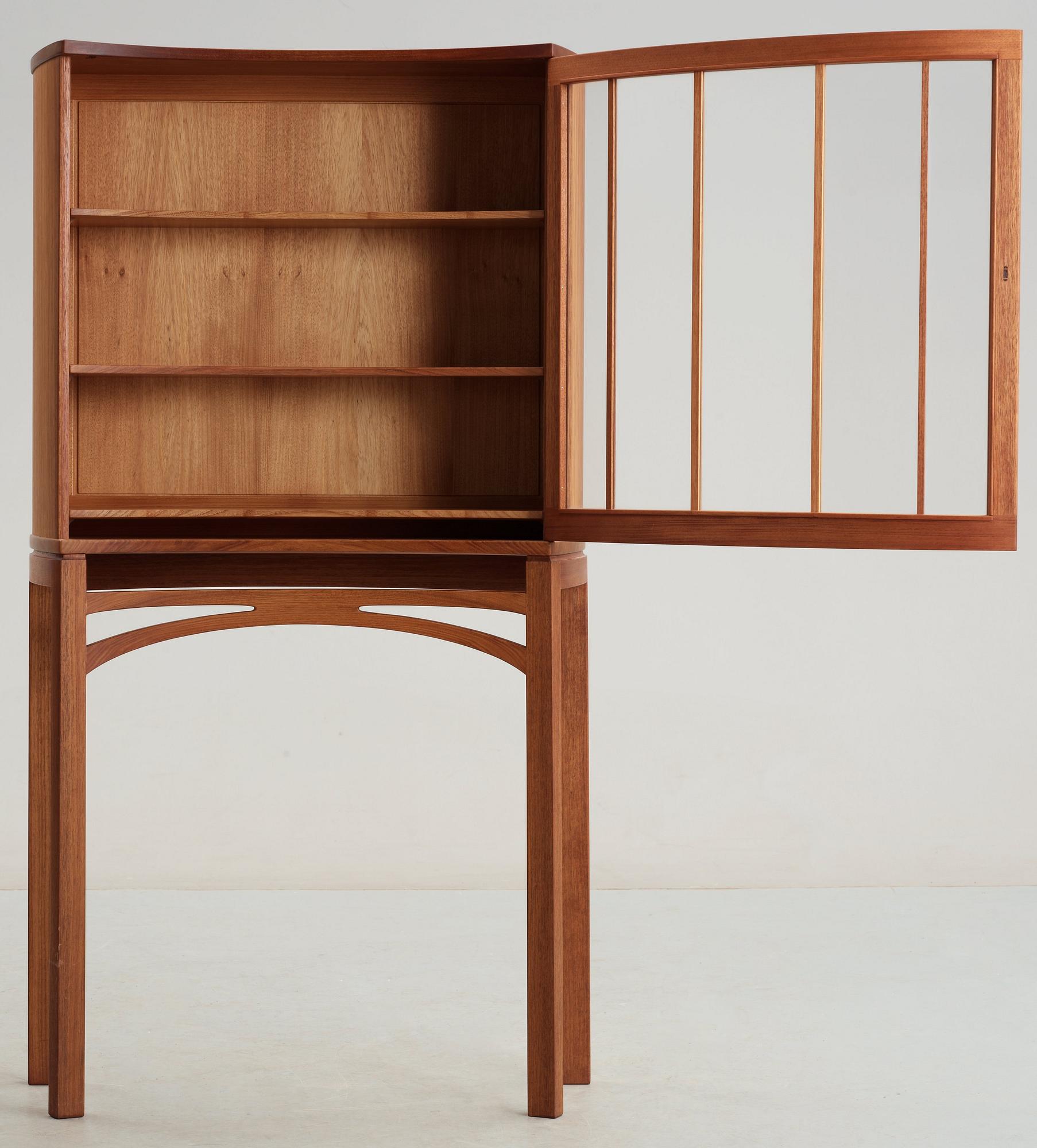 JAMES KRENOV, vitrinskåp, ca 1970.