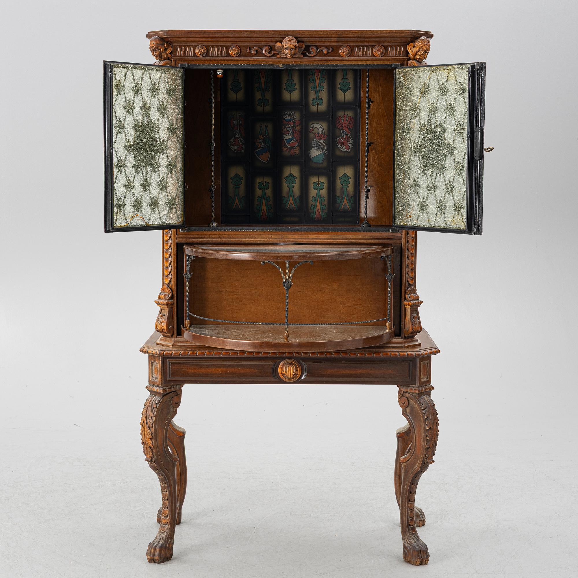 Barskåp, barockstil, 1900-talets andra hälft.