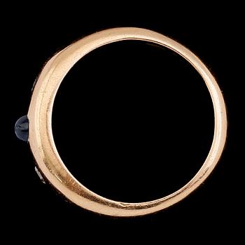 RING, 18 k guld, briljantslipade diamanter och safir, EKS 1962. Vikt ca 10,2 g.