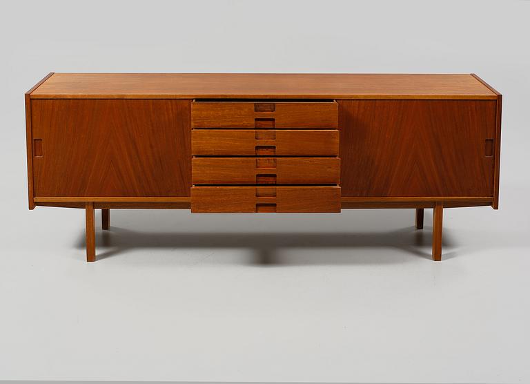 SIDEBOARD, 1900-talets andra hälft.