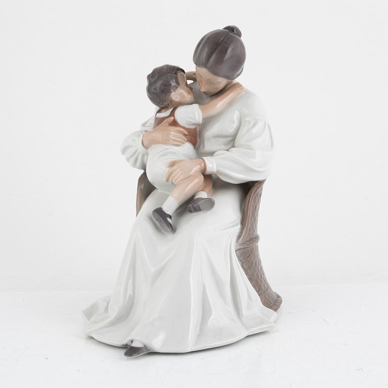 Ingeborg Plockross Irminger, figurine, porcelain, Royal Copenhagen.