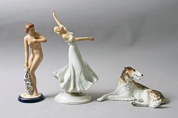 FIGURINER, 3 st, porslin, Royal Dux, Schaubachkunst samt Ryssland.