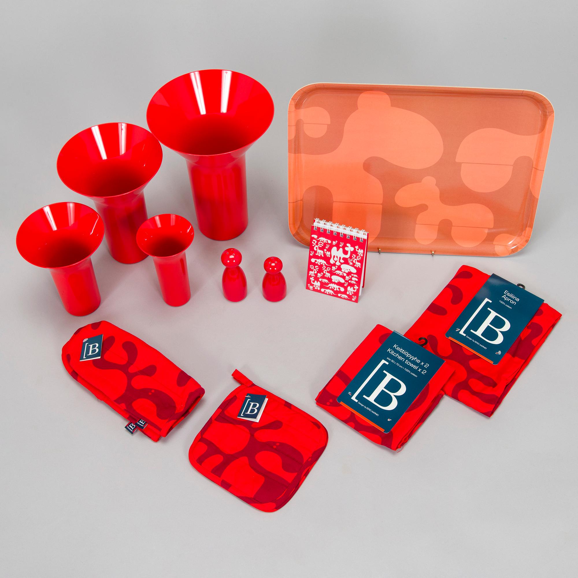 Eero Aarnio, erä kodintuotteita, 13 kpl, eri valmistajia.