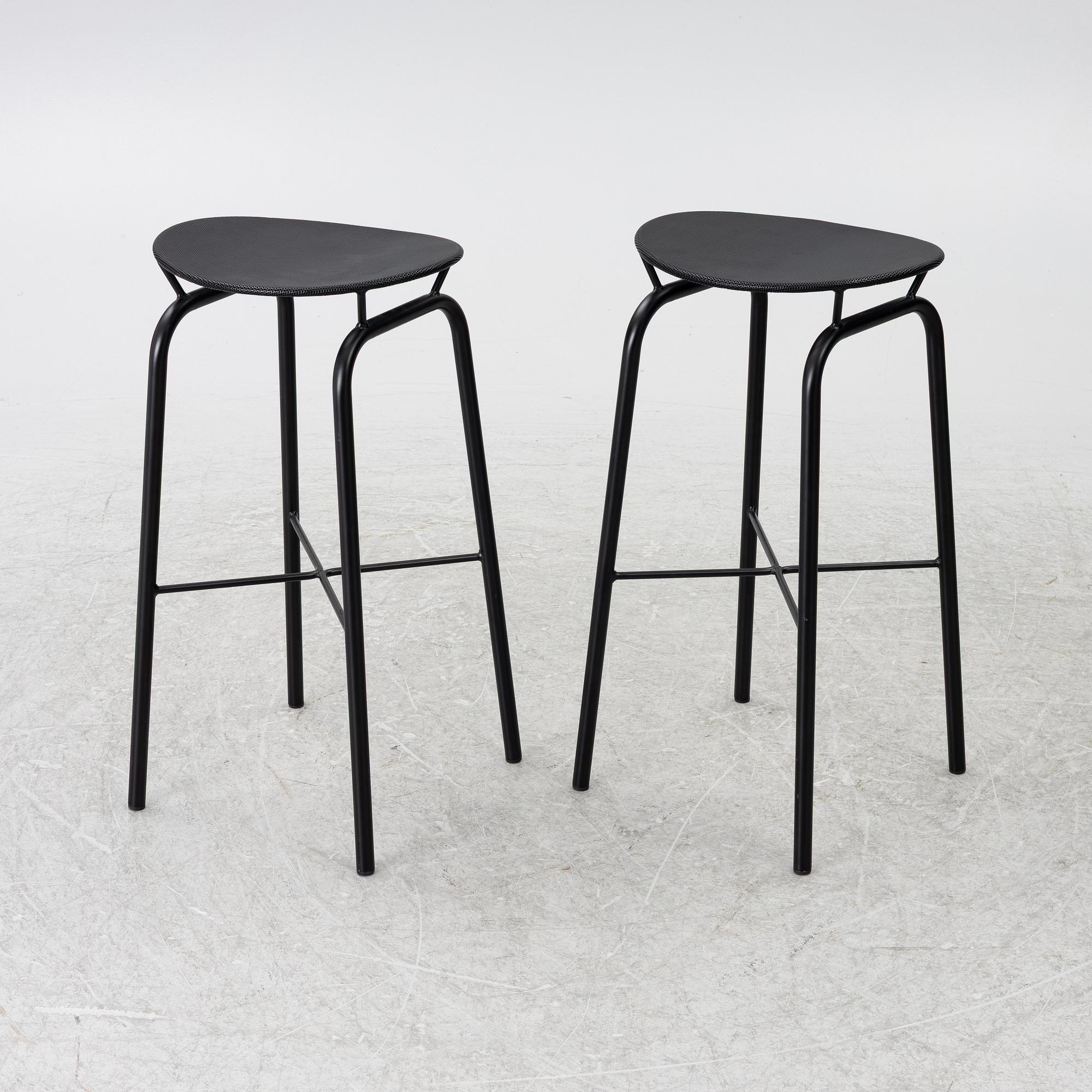 Mathieu Matégot, barstolar, "Nagasaki", 4 st, Gubi.