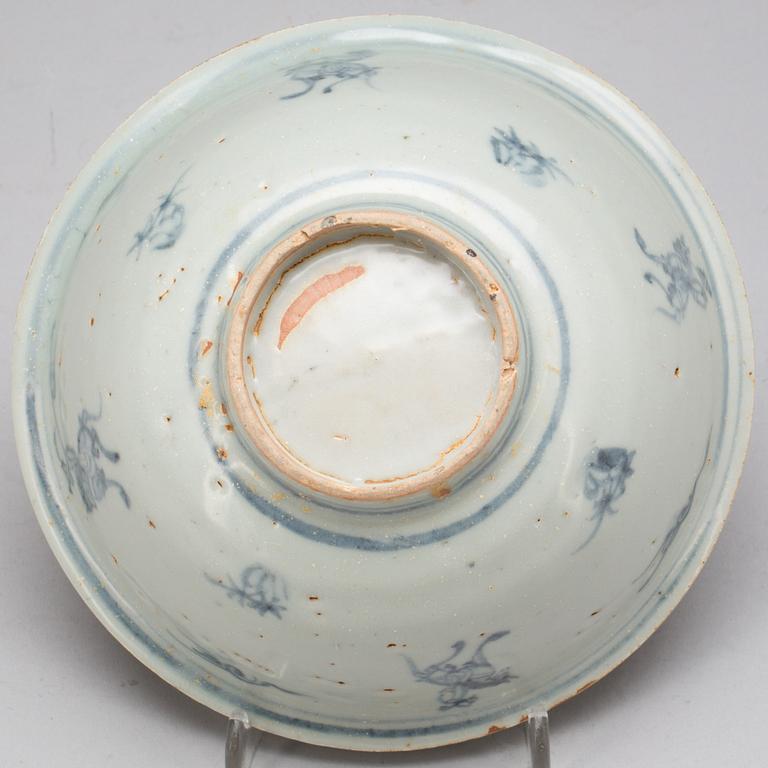 SKÅL, porslin, Sydostasien, troligen 15/1600-tal.