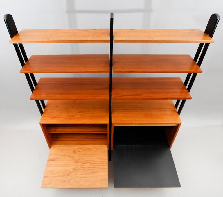 BOKHYLLA, 1900-talets mitt.