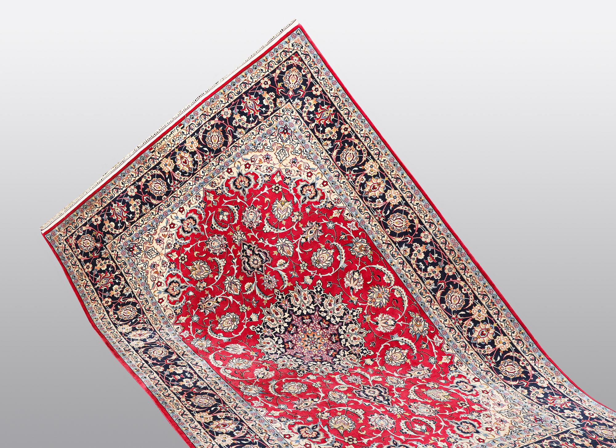 Matta, Isfahan, part silk, 
    235x154.