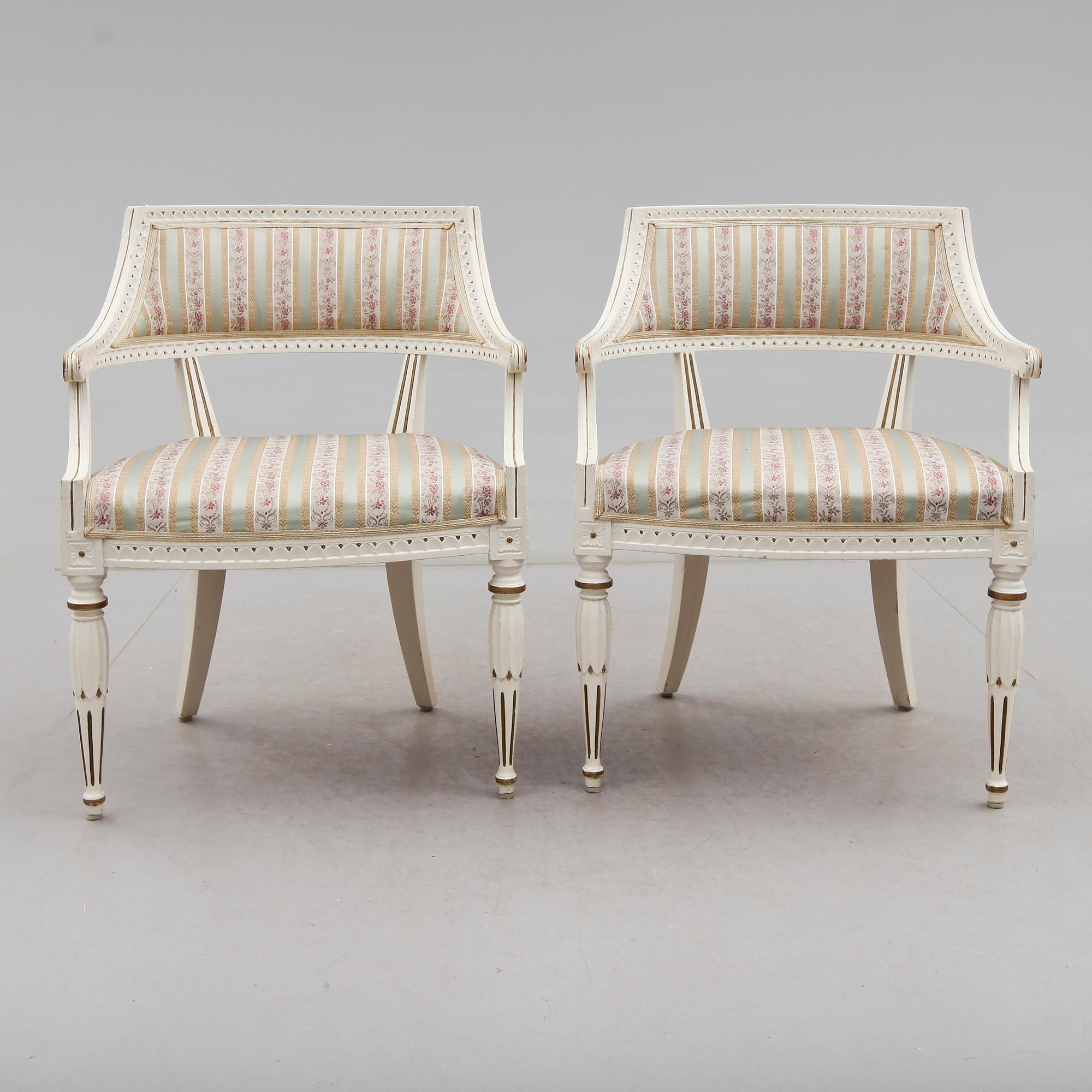 KARMSTOLAR, 1 par, gustaviansk stil, omkring år 1900.