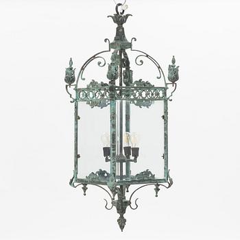 A 20th century ceiling lantern.