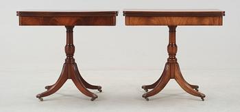 SPELBORD, ett par. Engelsk stil, 1900-tal.