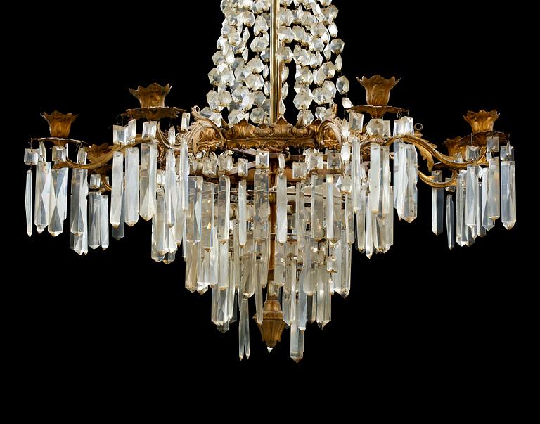 A chandelier from late 19th century.