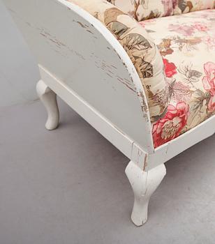 TRÅGSOFFA, rokokostil, 1900-talets början.