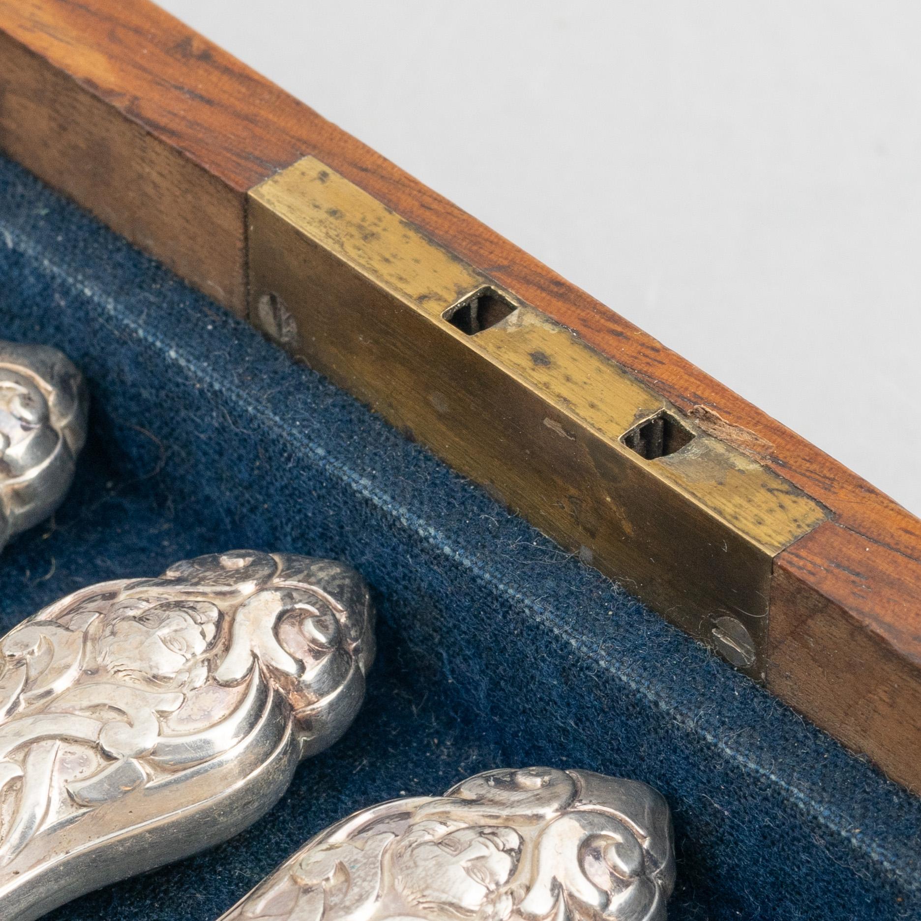 Bestick, 12 st, silver, London, England, 1858.