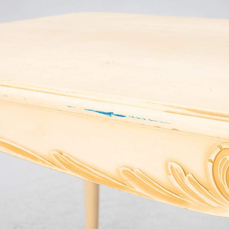 Matbord, rokokostil, 1900-talets första hälft.