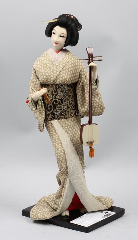 FIGURIN, textil och trä, Japan, 1900-talets mitt.