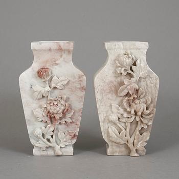 VASER, 2 st, sten, Kina 1900-tal.